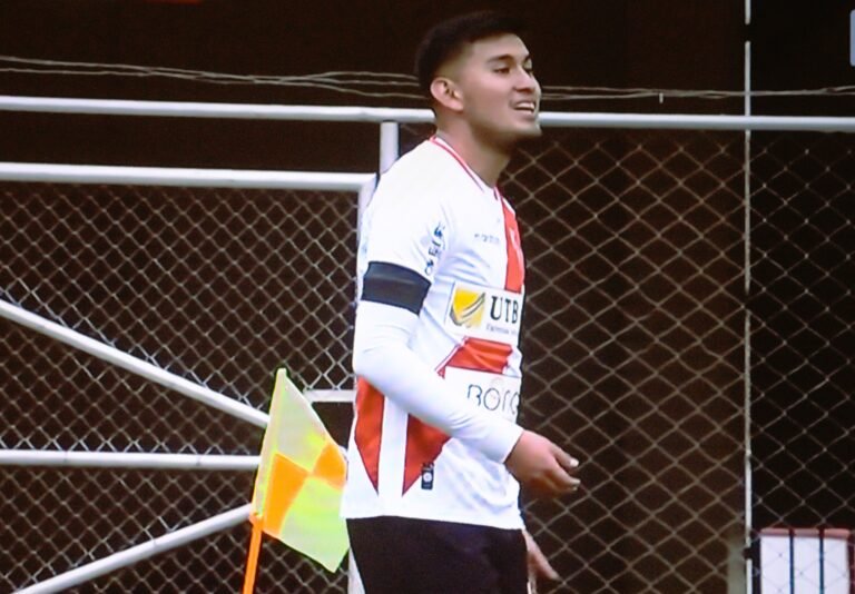 Los cruzados visitan a Medellín