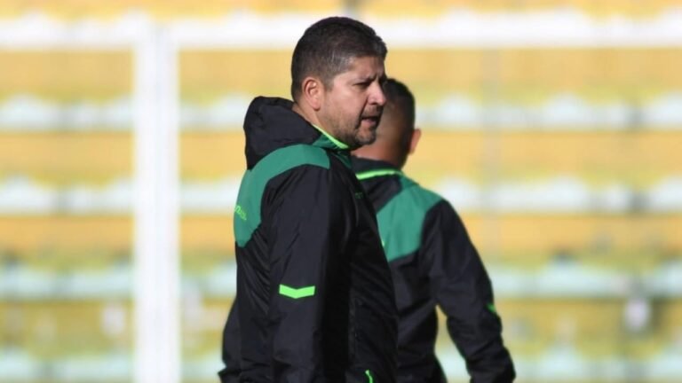 Óscar Villegas se concentrará en partido del repechaje y no hay más amistosos