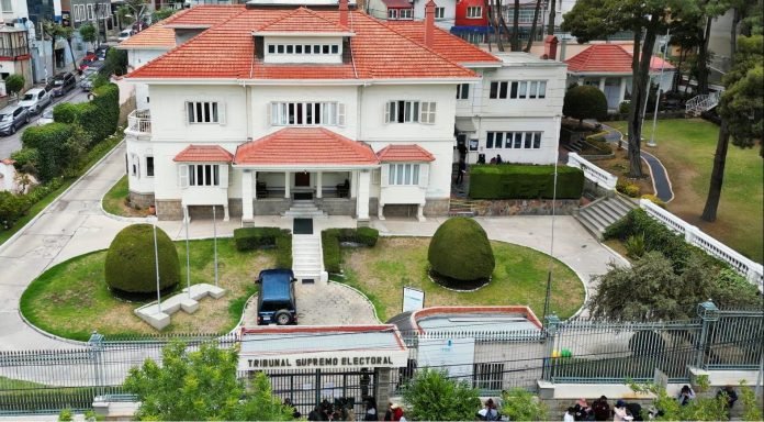 Sala plena del TSE definirá nueva cumbre multipartidaria