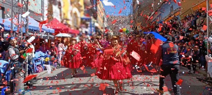 La Paz celebra hoy Día Nacional de la Morenada con entrada folklórica