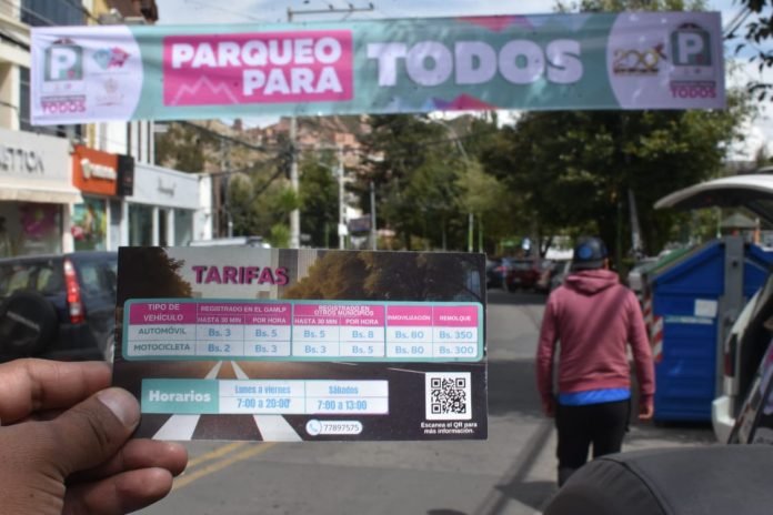 Parqueo tarifado se pagará en tiendas