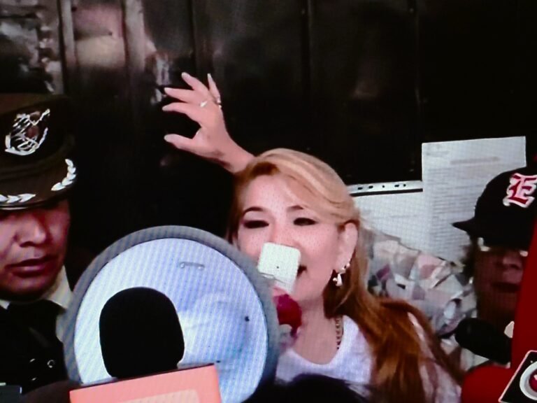 TUTO: “La tramoya evista del ‘golpe’ se derrumbó”