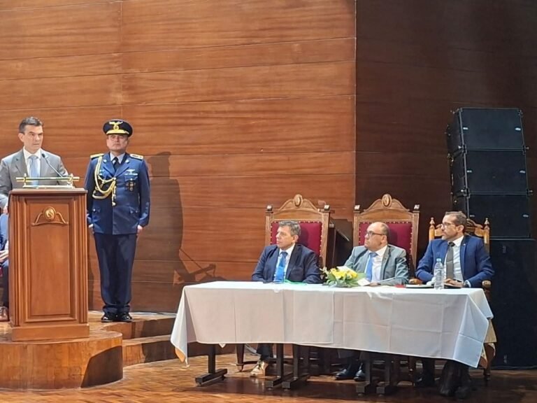 PAZ: Masistas se robaron más 15 mil millones de dólares en empresa públicas