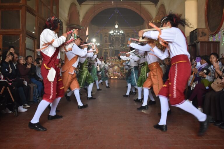 CAMINANTE: Navidad y las Fiestas del Niño Jesús en Los Andes