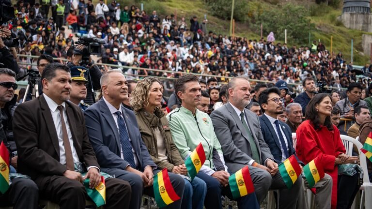 PRESIDENTE PAZ “Partidos con Surinam y posible Irak serán televisados por señal abierta”