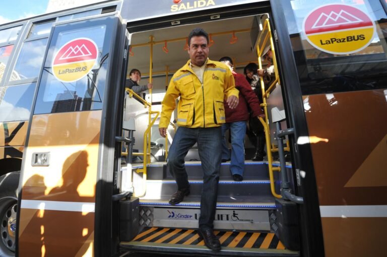 El IDIF advierte más de Bs.47 millones de daño económico por compra de Pumakatari en gestión de Luis Revilla