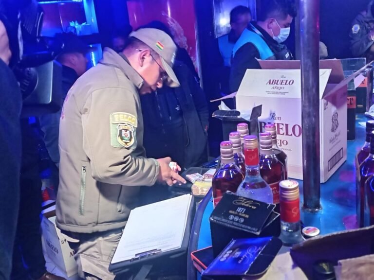 Intervienen y precintan un lenocinio clandestino en Miraflores