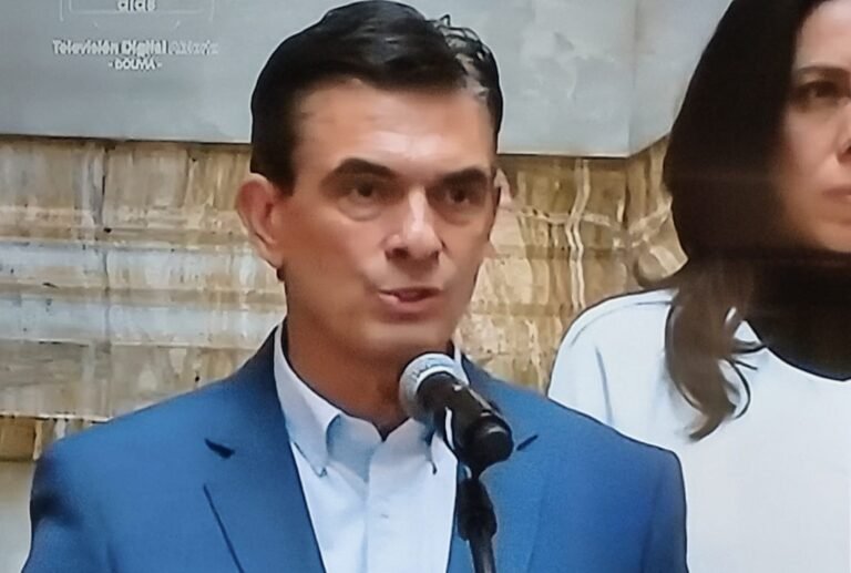Gobernadores plantean reprogramación de deudas