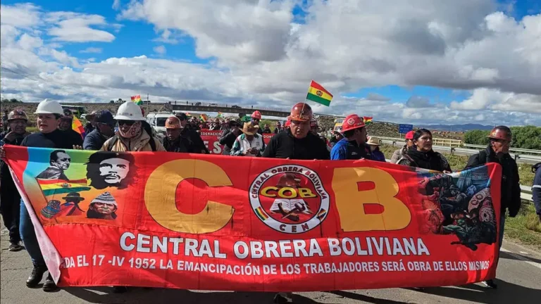 Quienes “Matan de hambre a paceños” ahora condicionan no ser detenidos y dialogar