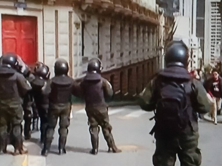 EL ENGAÑO: Cobistas y campesinos se dividen para aparentar una protesta “MASIVA”