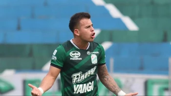 Henry Vaca a Aurora