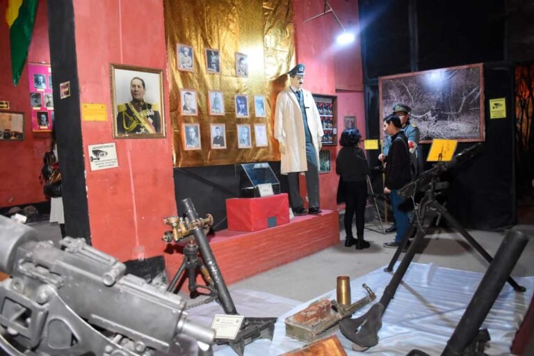 Larga Noche de Museos con mucho frío en La Paz