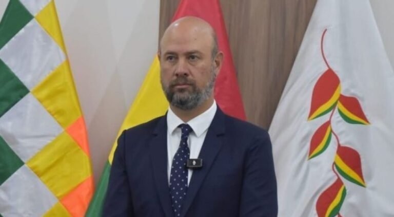 Valdivia confirma su salida de BoA