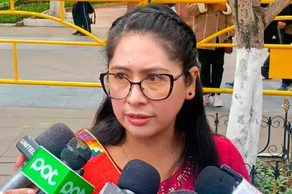 “Desnudan” corrupción de la gestión de Eva Copa en El Alto