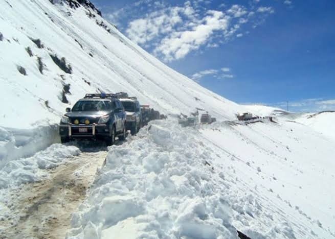 FUERTE NEVADA: Cierran pasos fronterizos entre Bolivia y Chile