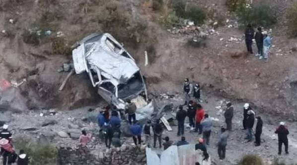 GRAVE ACCIDENTE: Cinco maestros mueren en Potosí