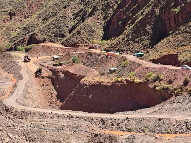 Descubren la mayor explotación ILEGAL de Oro