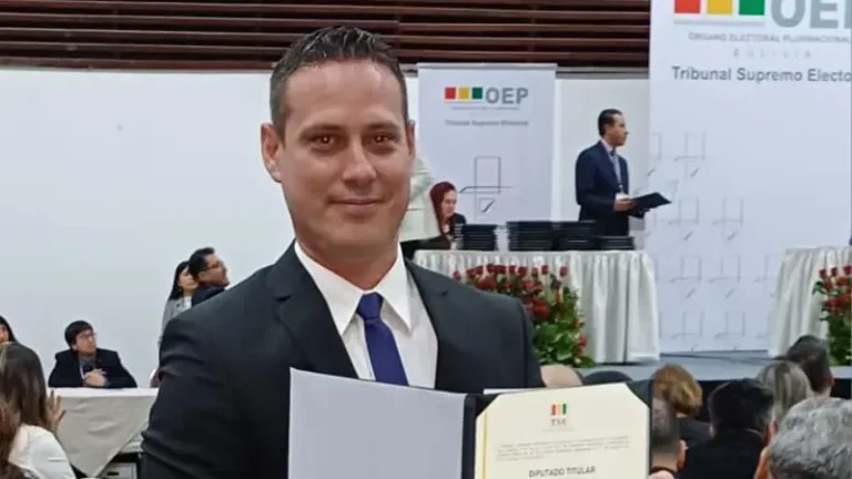 Diputado López dice no especular sobre lista de EE.UU.