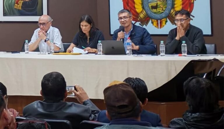 Intransigencia de profesores rompe diálogo con el gobierno